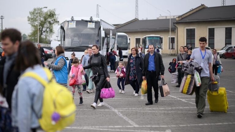 Earnings of Ukrainians in Poland are on the rise
