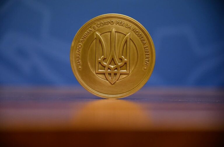 Italy issues medal to support rehabilitation of children affected by war in Ukraine