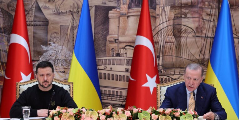 Ukraine and Turkey sign an agreement to facilitate bilateral trade
