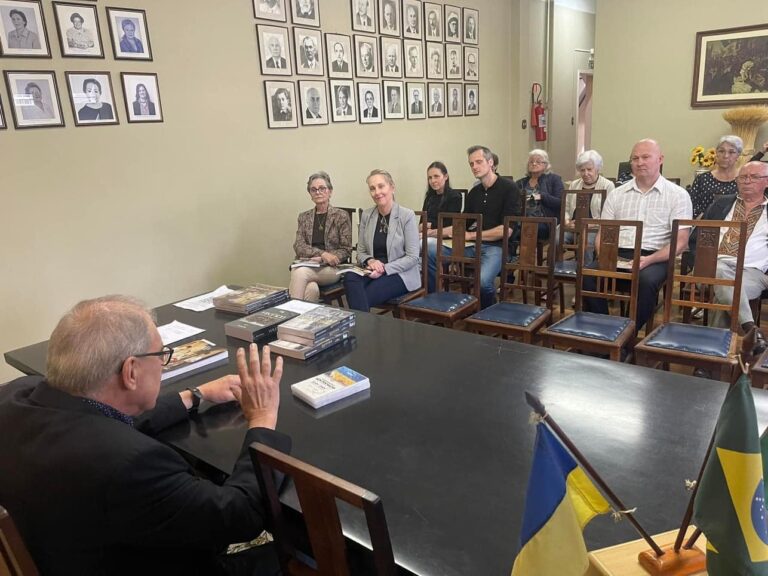 Book on the 130-year history of the Ukrainian community presented in Brazil