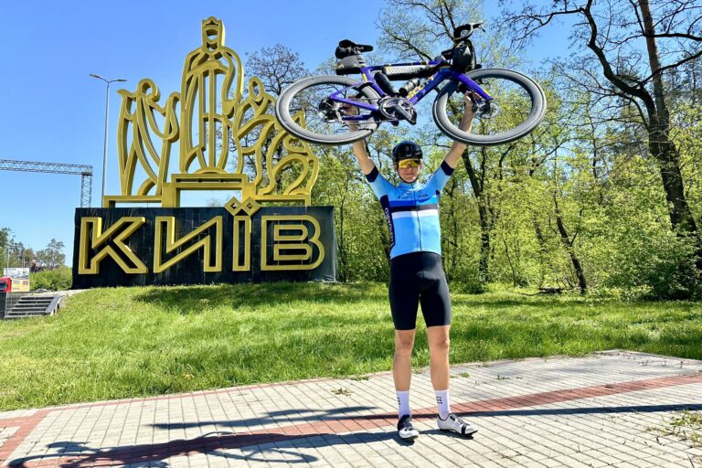 Estonian MP cycled from Tallinn to Kyiv to raise money for Ukraine