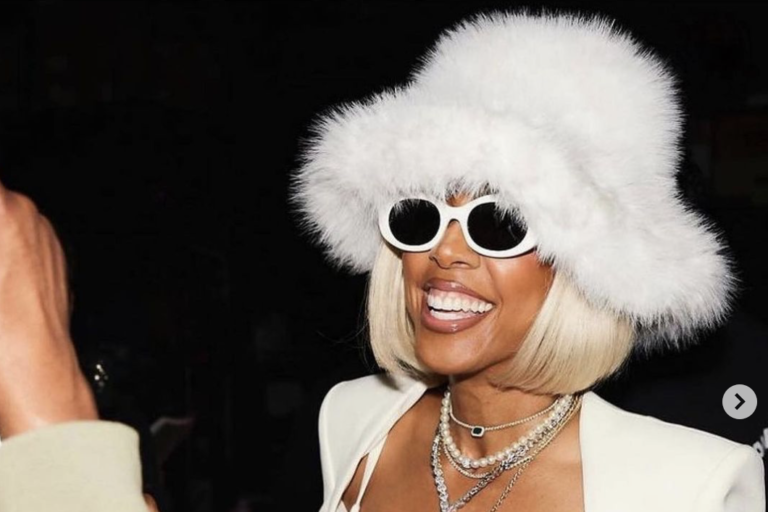 Kelly Rowland wears an outfit by the Ukrainian brand Gasanova