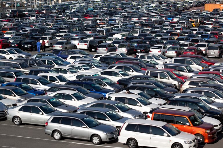The most popular used cars imported to Ukraine for the first time are named