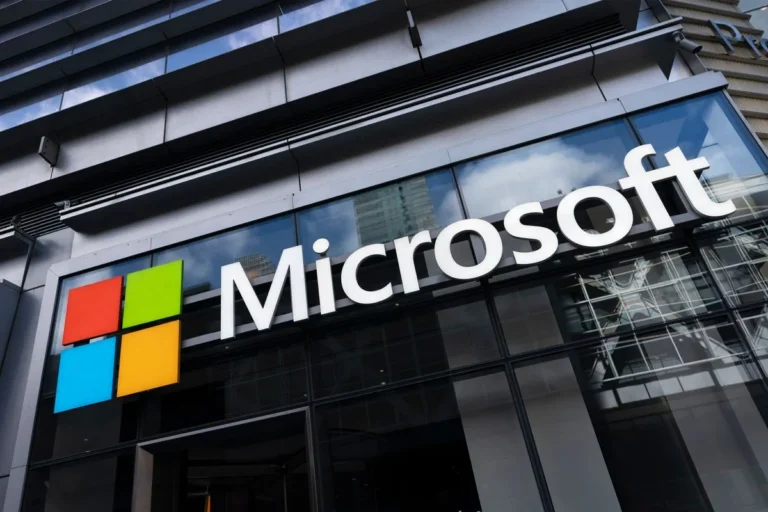 A large-scale technical failure in the operation of services has occurred around the world. The reason is Microsoft.