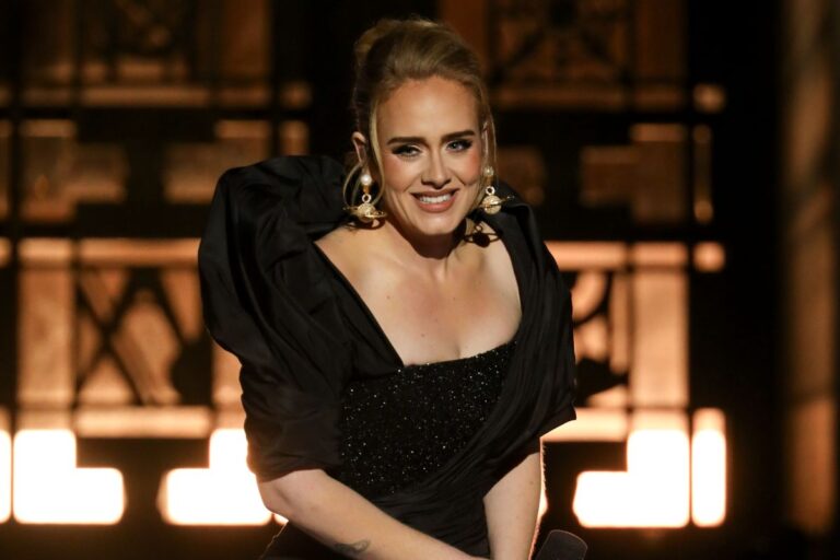 Singer Adele says she will take a "long break" from music