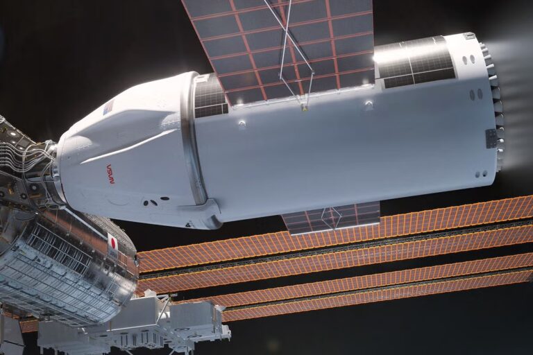 SpaceX has shown a concept of a vehicle that will remove the International Space Station from orbit