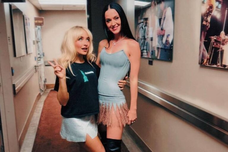 Katy Perry in a Frolov outfit "lit up" at Sabrina Carpenter's concert