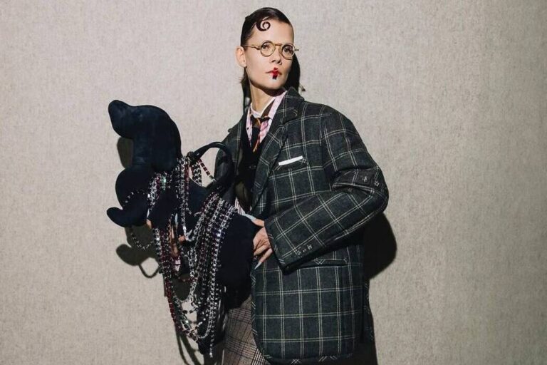Irina Kravchenko took part in the Thom Browne show