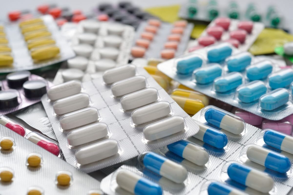 Ukraine receives a shipment of drugs to treat people with HIV from the United States