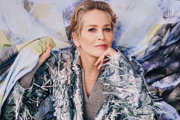 Sharon Stone decorated the interior with a painting by a Ukrainian artist