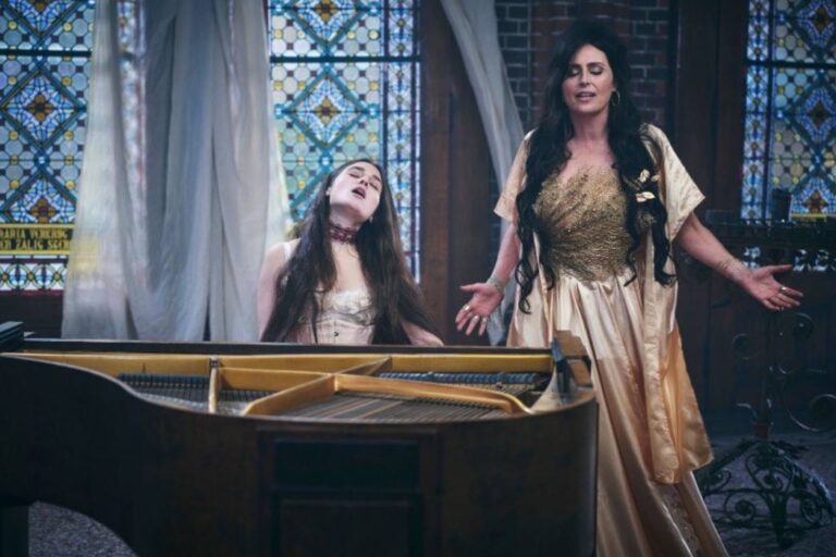 International duo Jerry Heil and Within Temptation presented the video