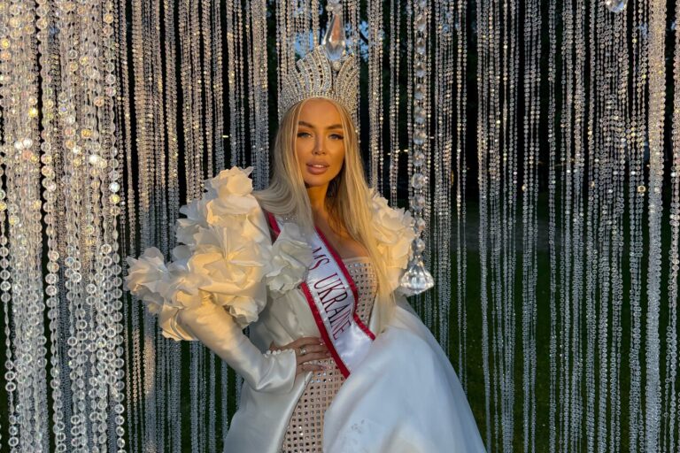 Yulianna Druzhynina will represent Ukraine at the international Mrs. World International