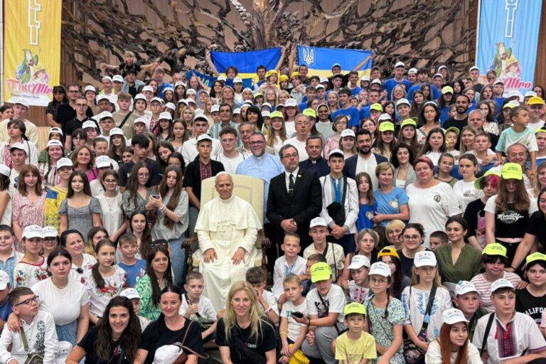 The Pope met with Ukrainian children at the Vatican