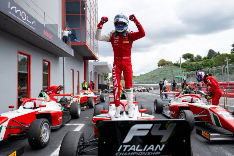 16-year-old Ukrainian driver Bondarev won his debut victory in Formula 4