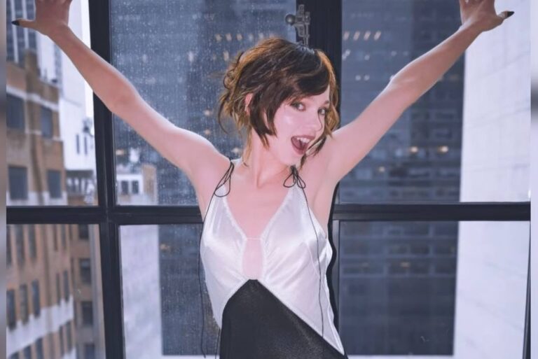 Emma Meyers, star of "Wednesday," appeared at the series premiere in an Anna October dress