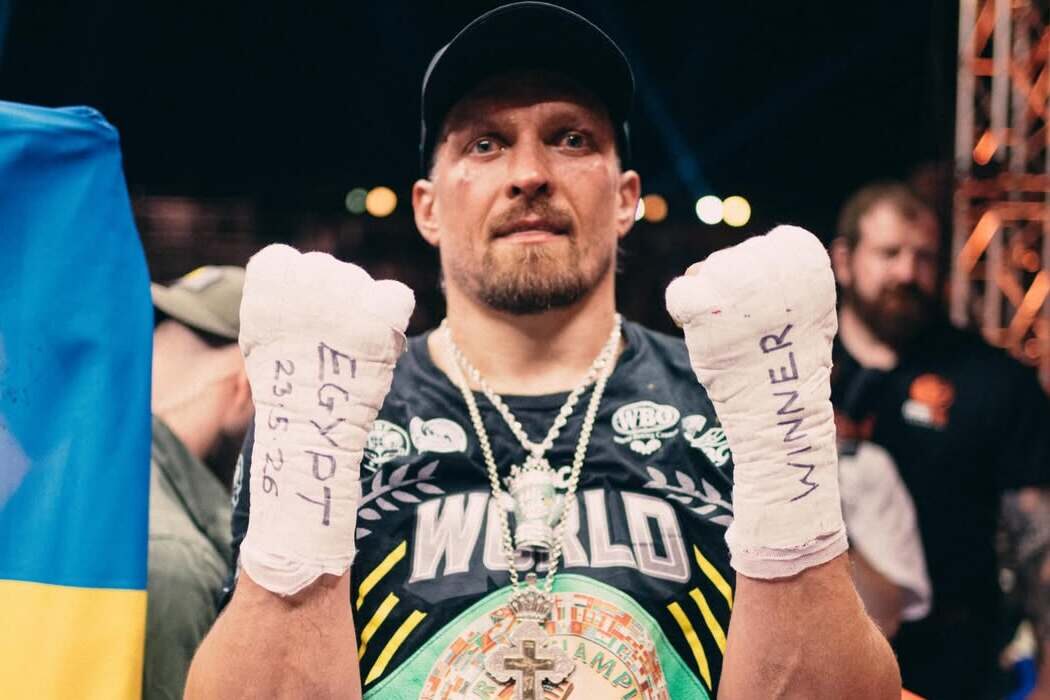Oleksandr Usyk Knocks Out Rico Verhoeven and Defends World Titles