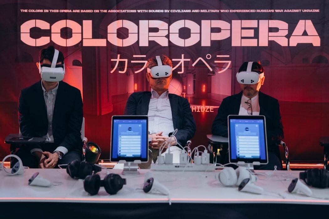 Ukrainian Immersive Installation COLOROPERA Presented in Japan