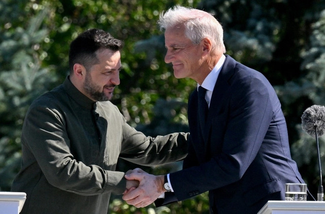 Zelensky and Norway's PM Støre Collaborate on FREYJA Air Defense Initiative